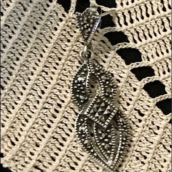 New Carole M. Studio Marcasite pierced earrings - Picture 3 of 6